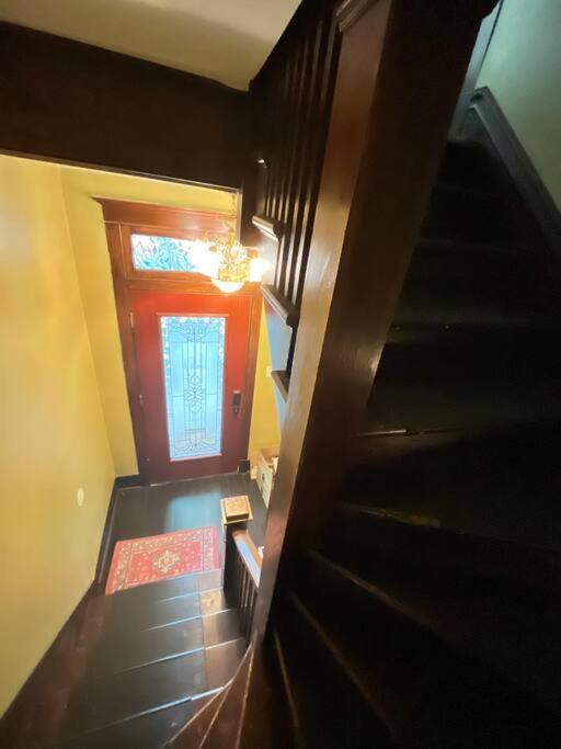 2Br 1Ba Irving Park Updated Vintage Top Unit 2-Flat Chicago Exteriér fotografie